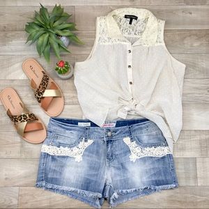 Hot kiss crochet cici shorts size 8